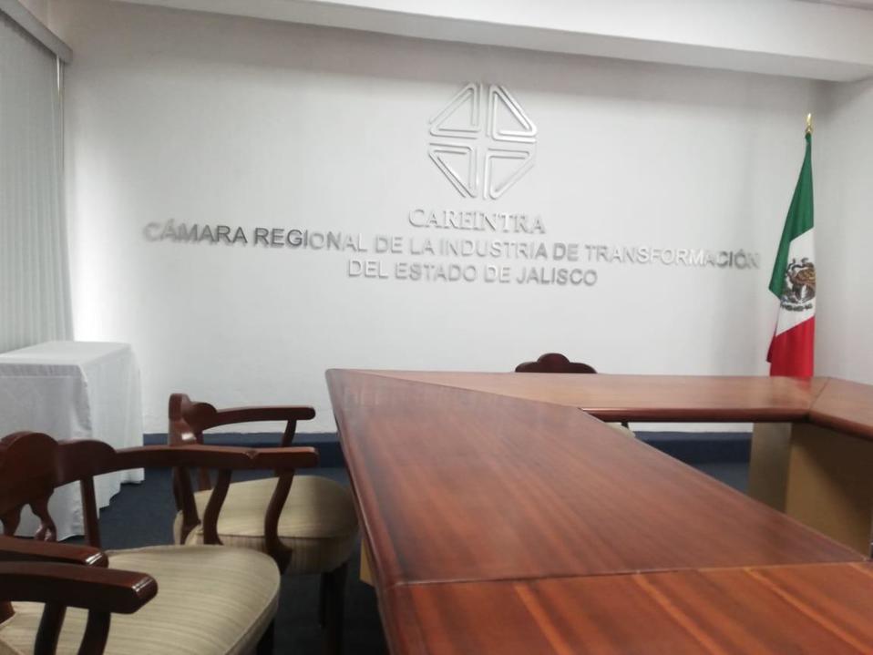 Compañías socias afiliadas a la Cámara Regional de la Industria de Transformación del Estado de Jalisco (CAREINTRA) donarán bolsas