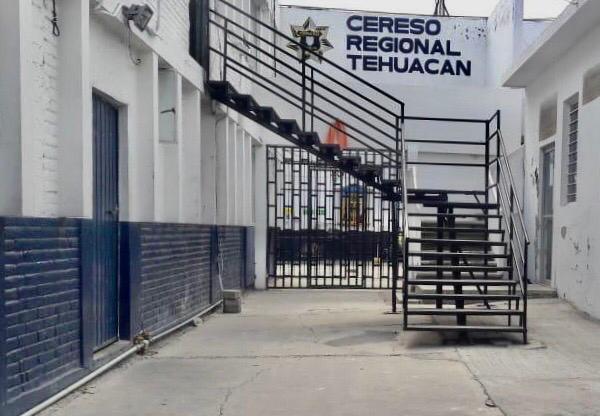 Israel Nasta de la Torre, dijo que la citada ley establece que se decreta amnistía a favor de las personas en contra de quienes se haya ejercido acció