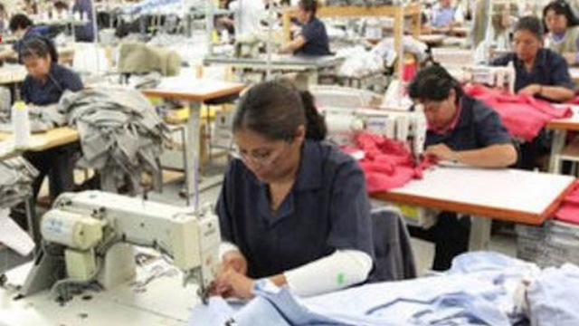 Maquiladoras de la frontera planean reapertura en mayo