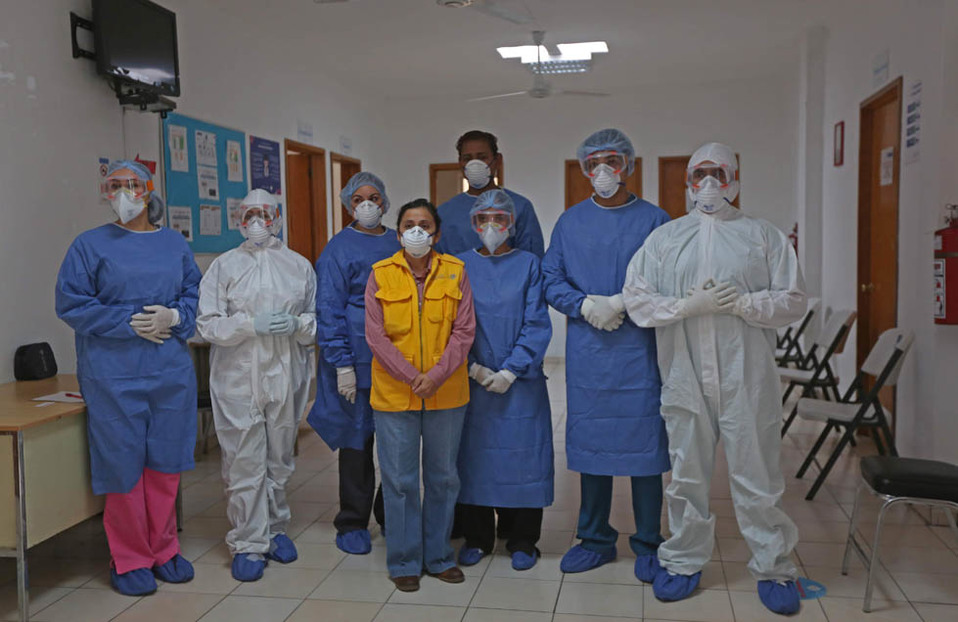 Personal médico en Centro de Salud en Zapopan durante el coronavirus (Fernando Carranza).
