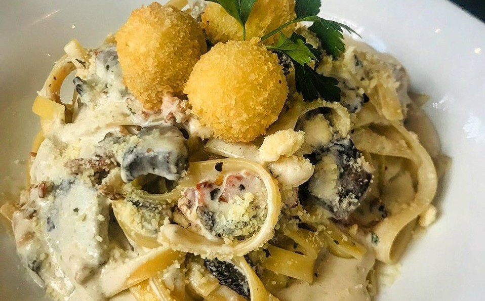 The Pasta Alley: White Alley