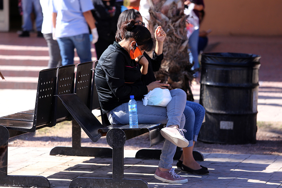 Los elementos policiacos locales no aplicarán multas a los ciudadanos por circular en las calles. (Mauricio Román)