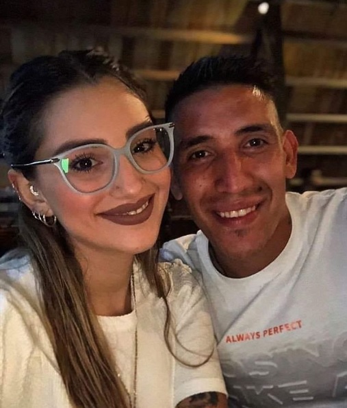 Ricardo Centurión y su novia Melody Pasini (Instagram @adrianricardo1993)