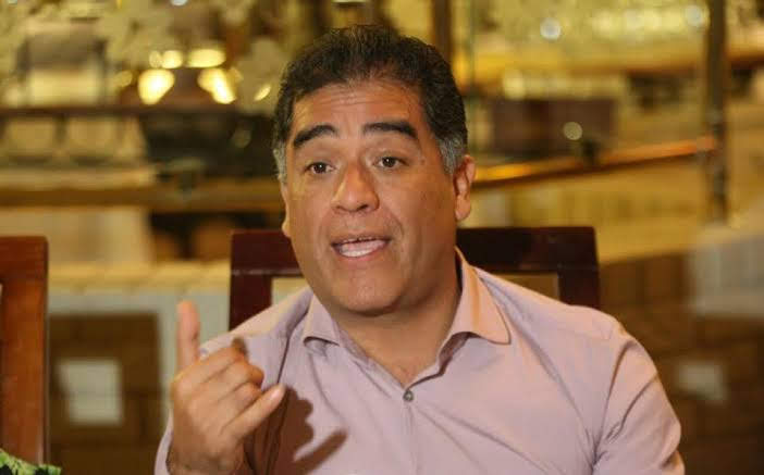 El activista criticó el anuncio que realizaron de multar con trabajo comunitario a quien no use cubrebocas. Foto: Especial