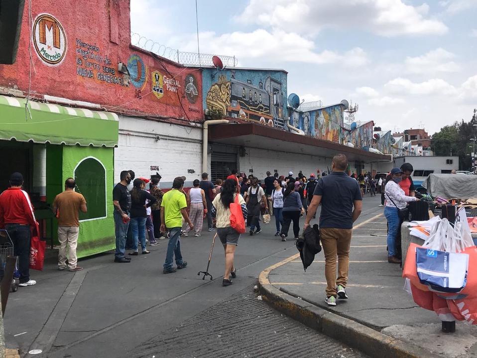 Mercado Martínez de la Torre de la alcaldía Cuauhtémoc cerrará sus puertas hasta el 11 de mayo. (Cinthya Stettin)