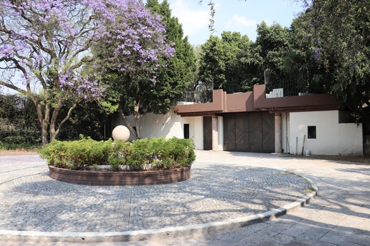 'El Señor de los Cielos" vivió en la mansión ubicada en Cráter 525, colonia Jardines del Pedregal, en la alcaldía Álvaro Obregón. (SAE)