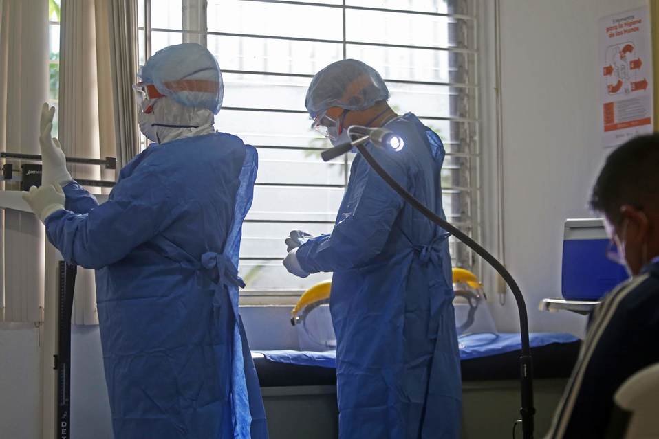 La mayoría de los afectados laboran en hospitales públicos. (Fernando Carranza)