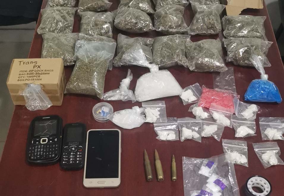 Las detenida fue trasladada al centro de justicia de la zona. (Especial)