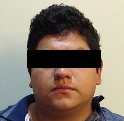 Al ser detenido se le aseguró un arma corta, cocaína y dinero en efectivo./ Especial