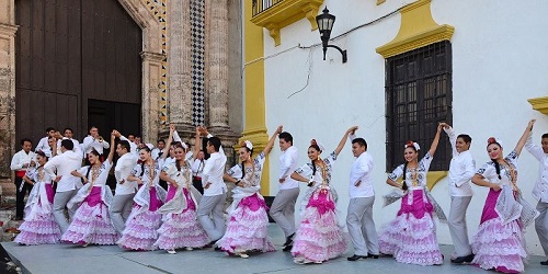 Gran Ballet Folklórico de Campeche (Especial).