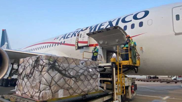 Vuela desde China a México séptimo avión con insumos para tratar covid-19