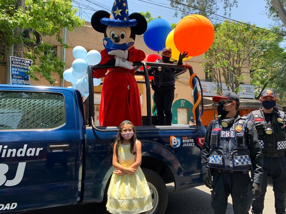 Desfile por el Día del Niño en la alcaldía Benito Juárez.