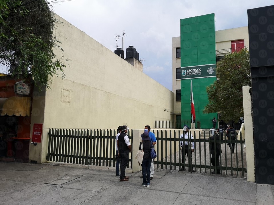 La pareja fue vinculada a proceso por agredir a enfermera (Jorge Becerril)