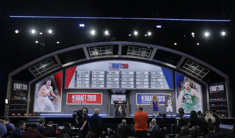 NBA pospone lotería y Draft Combine (AP)