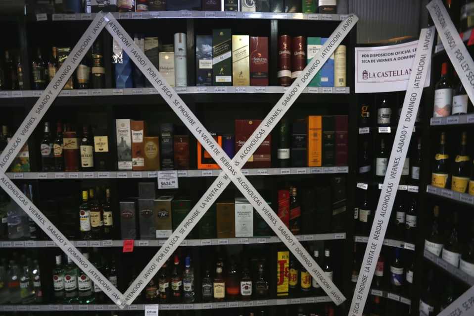 Los negocios que no respeten la ley seca serán sancionados. | Javier Ríos