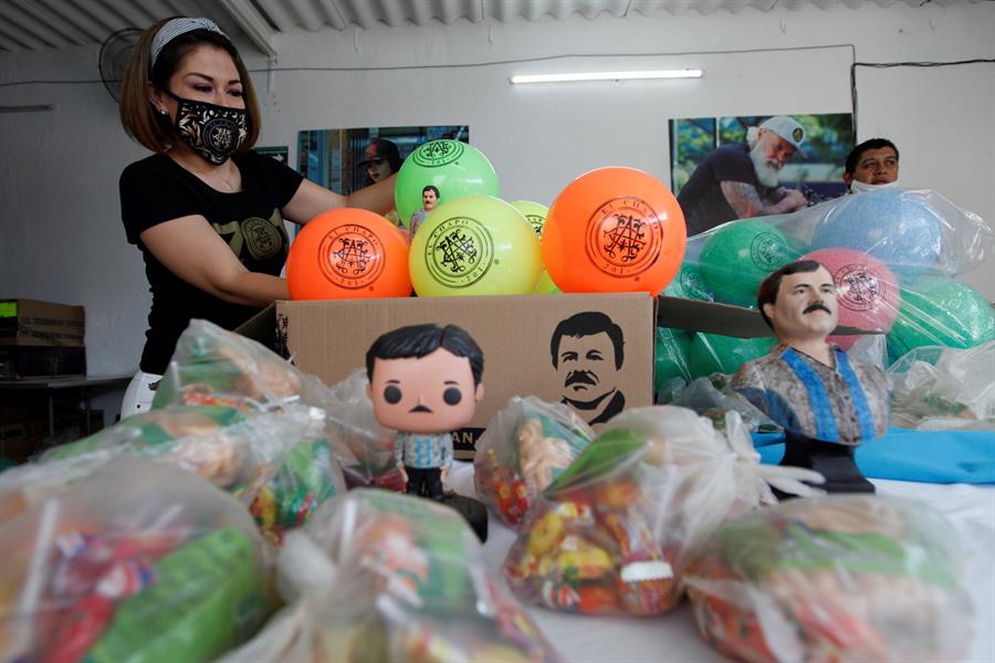 La empresa repetirá la entrega en algunas de las colonias menos favorecidas./ EFE