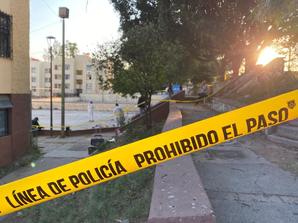 El hecho ocurrió en el patio principal de un condominio de departamentos. (Erick Breguer)