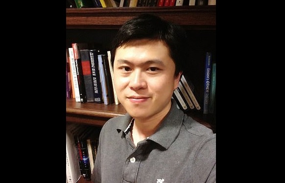 Bing Liu, de 37 años murió de varios disparos. (Especial)