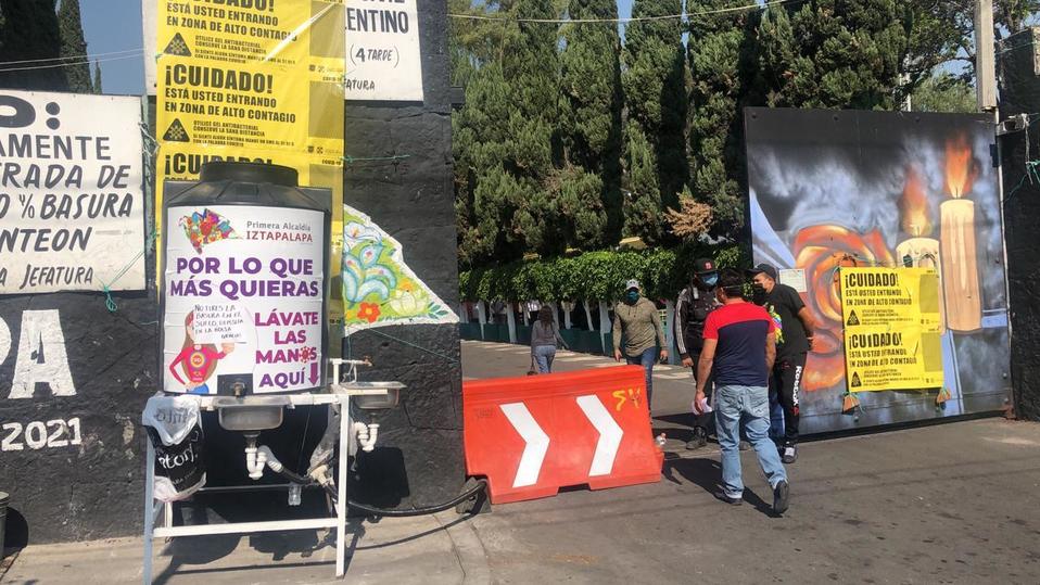 Cerrarán panteones de Iztapalapa. (Leonardo Lugo)