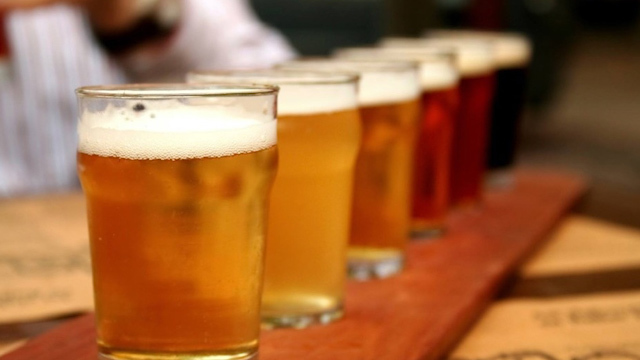 Cerveceras pierden 404 mdd al mes tras cierres por covid-19