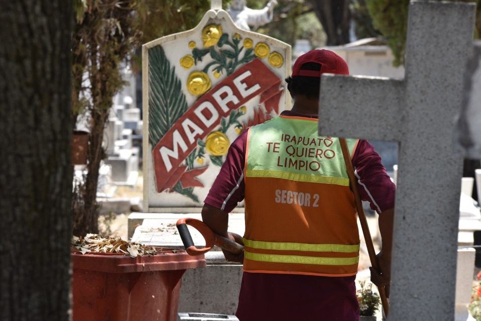 En Irapuato florerías y panteones cerrarán durante el 10 de mayo