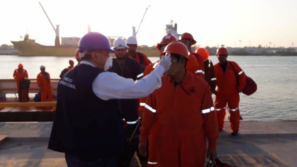 Petroleros.