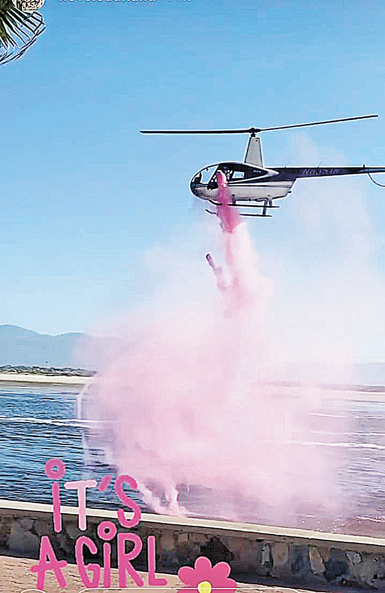 Hasta un helicóptero formó parte de la celebración. (Especial)