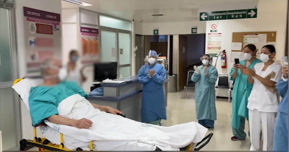Un hombre de 70 años fue dado de alta en el IMSS tras covid-19 (Especial)