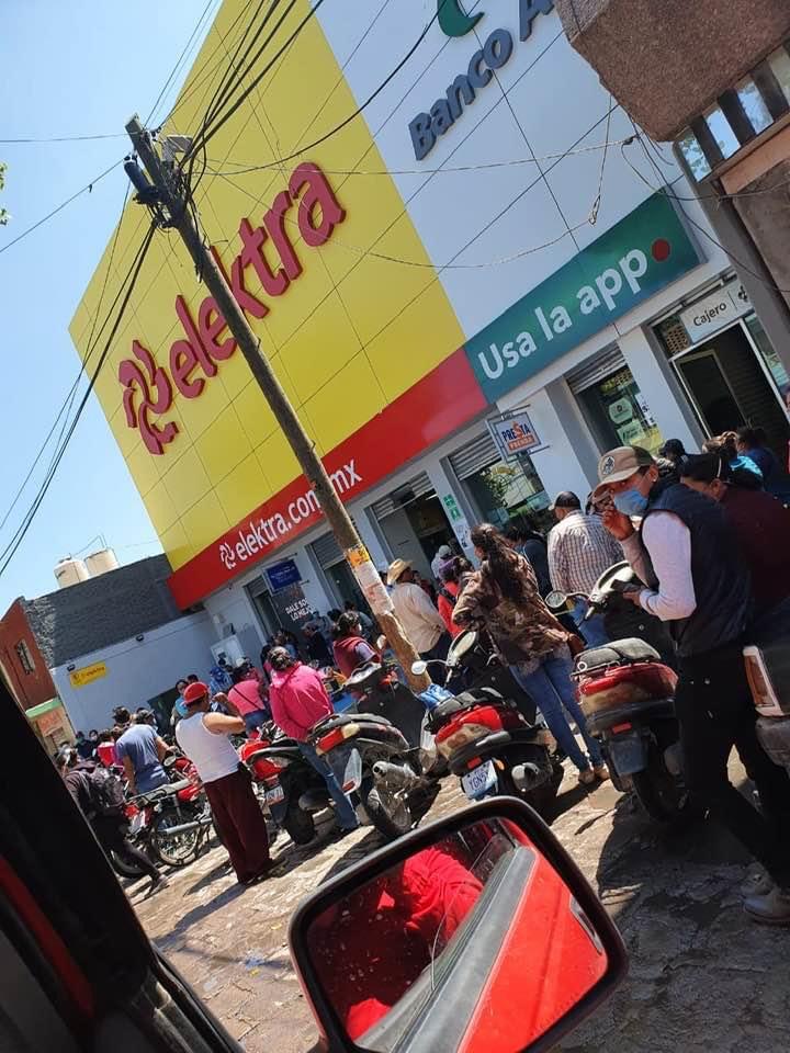 En Guanajuato, negocios siguen operando sin cuidar sana distancia