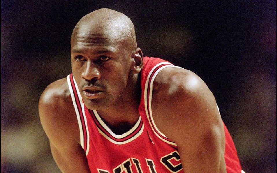 Michael Jordan durante un juego de los Chicago Bulls (AFP)