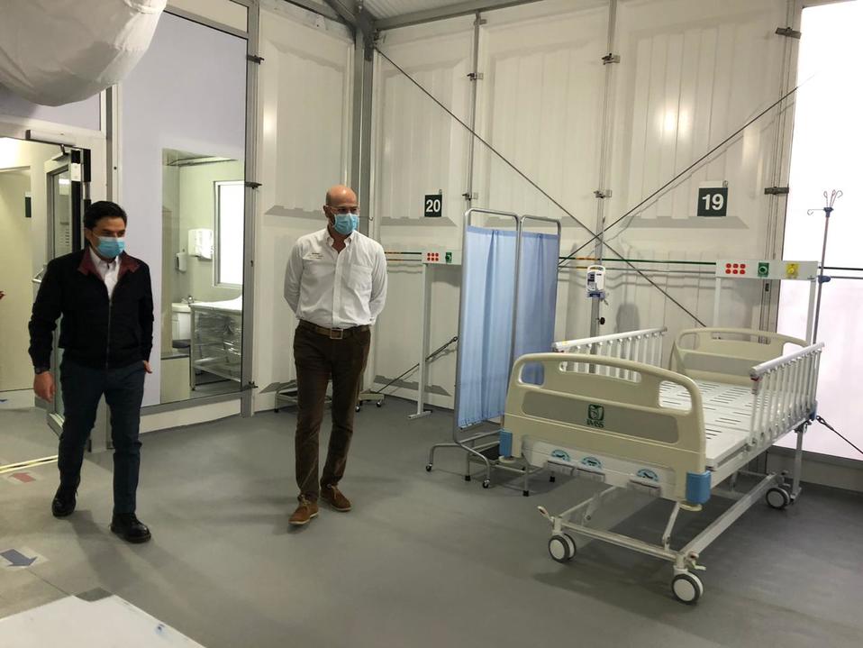 Zoé Robledo recorrió las instalaciones del hospital. (Especial)