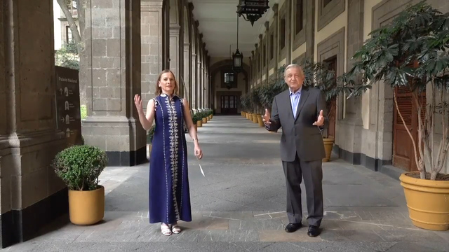 Con flores y 'Amor Eterno', AMLO y Gutiérrez Müller celebran el Día de las Madres