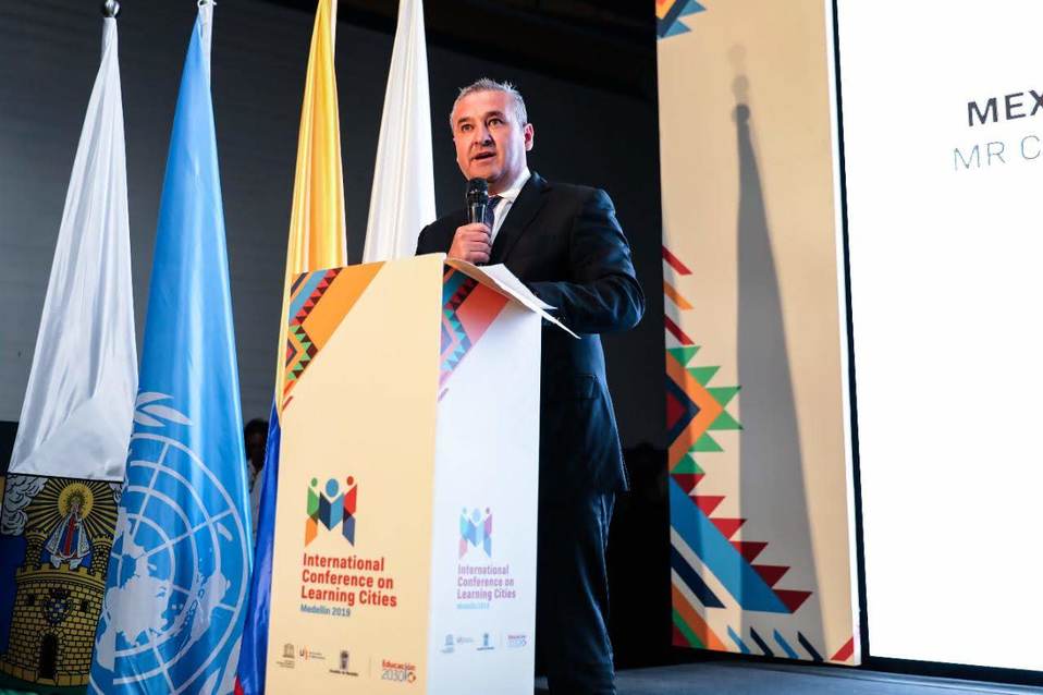 El alcalde de Santiago, Javier Caballero Gaona. Foto: