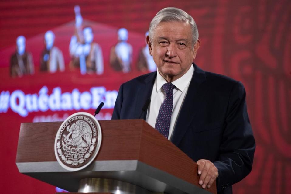 Andrés Manuel López Obrador en conferencia de prensa del 11 de mayo.