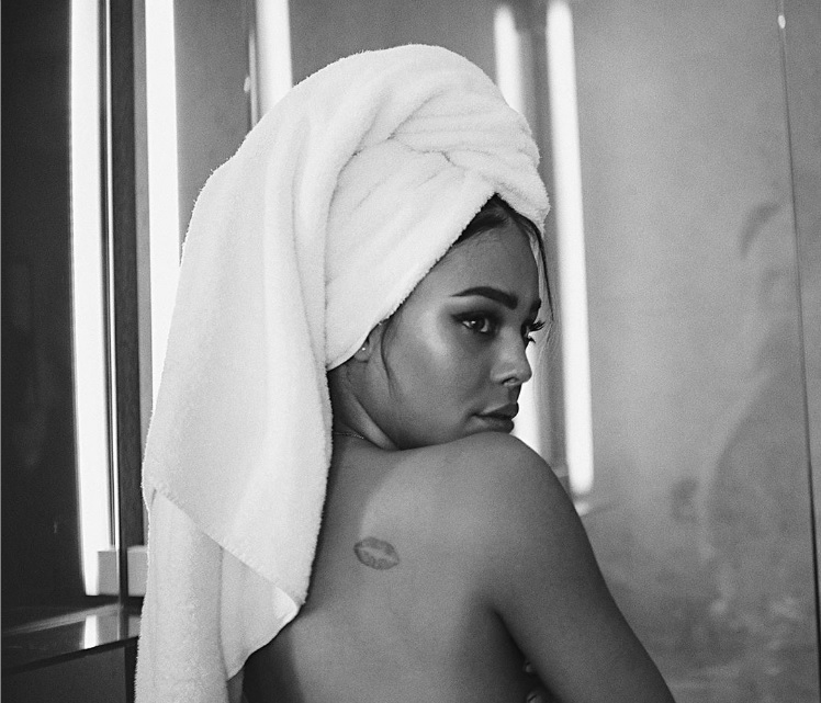 Danna Paola y su tatuaje.(Instagram)