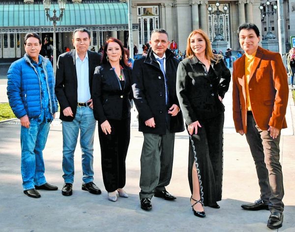 Su madre hizo que tuvieran una carrera profesional. Especial