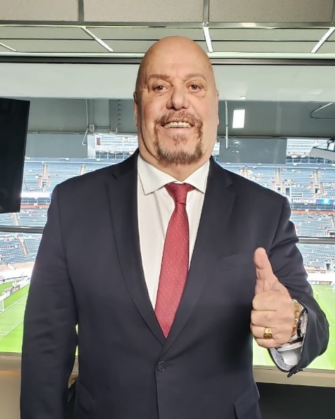 Enrique Bermúdez, comentarista de TUDN (Instagram @enriquebermudez_)