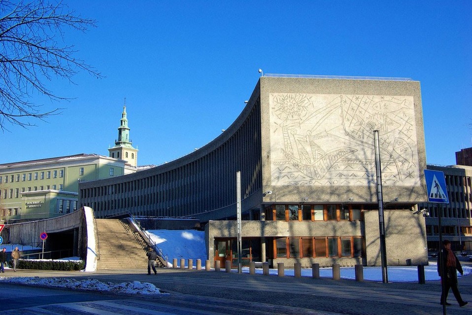 Bloque Y, en Oslo, Noruega (Especial).