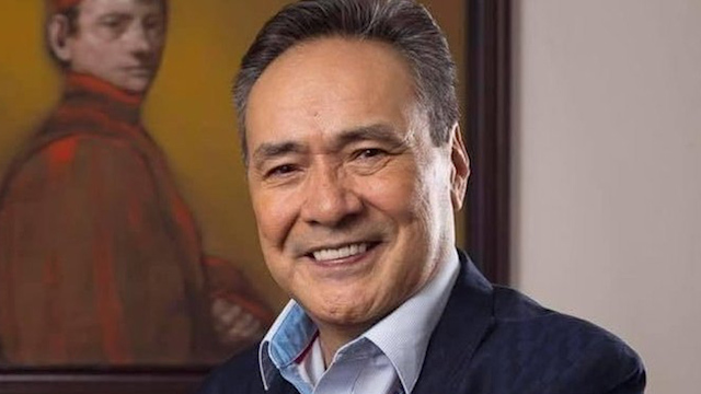 Muere el cantante Yoshio a causa de covid-19