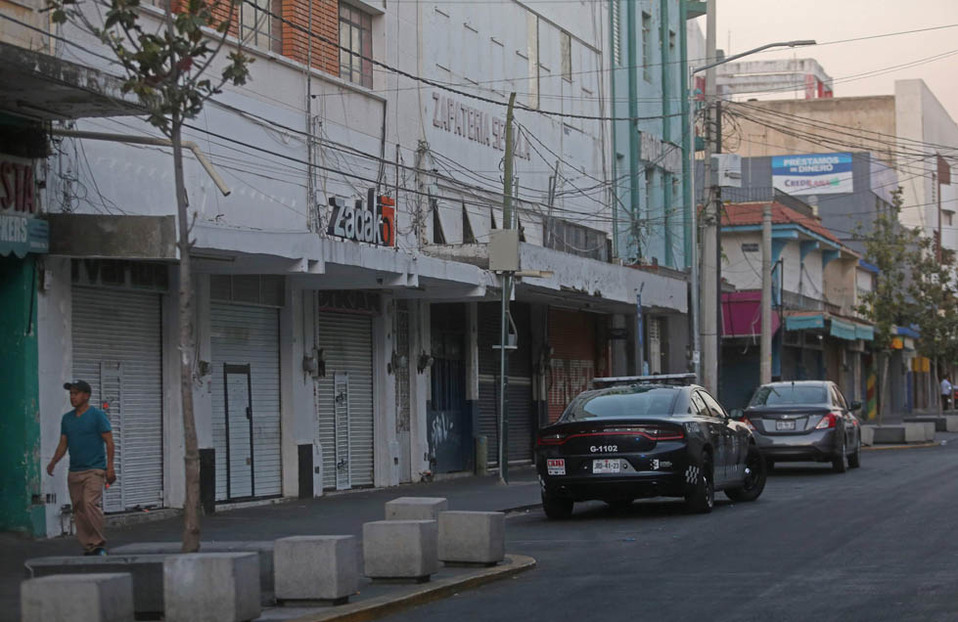 Corredor comercial de la calle Obregón en Guadalajara durante el coronavirus (Fernando Carranza)