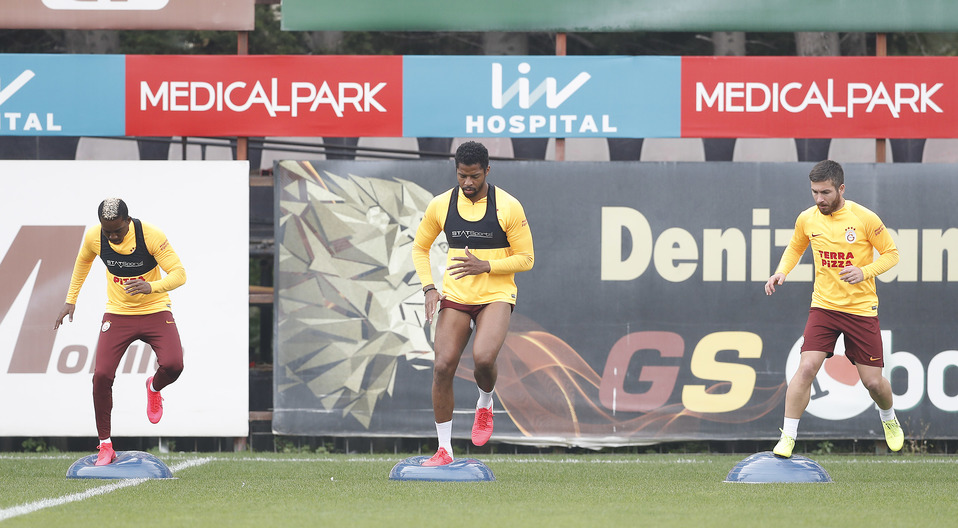 Equipos de Turquía vuelven a suspender entrenamientos (Twitter: @GalatasaraySK)