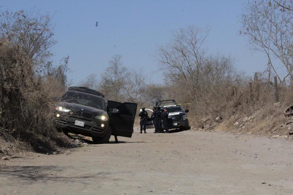 El cuerpo fue hallado en un camino de terracería que conduce a Ayuné
