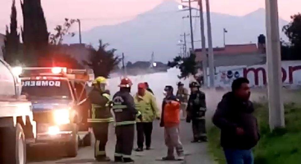 Evacuaron a unos 200 vecinos de la colonia San Jacinto. (Especial)