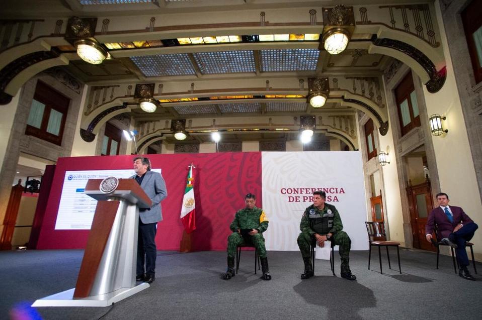 Rogelio Jiménez Pons, director de Fonatur, en conferencia. (Cortesía)