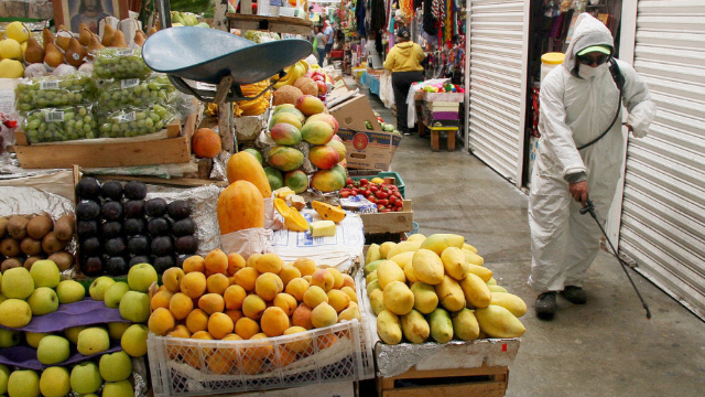 Sin problemas en abasto de alimentos en lo que resta de la emergencia sanitaria: Soriano