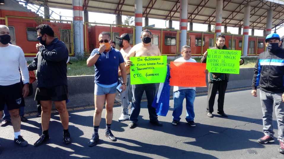 Su economía, dicen, está por los suelos sin tener demanda de pasaje.