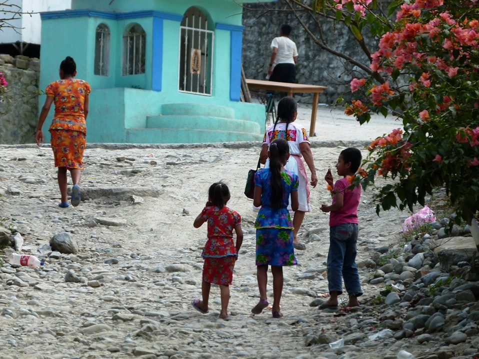 Población indígena de la Huasteca hidalguense, de las zonas más vulnerables. (Archivo)