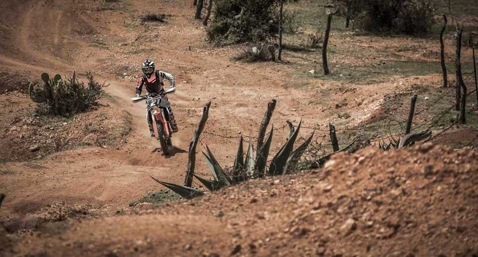 Prohíben actividades recreativas en parajes de la capital