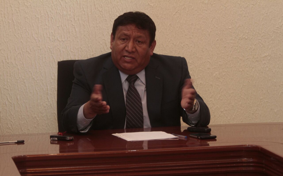 Fue alcalde de Tultepec en cuatro ocasiones.