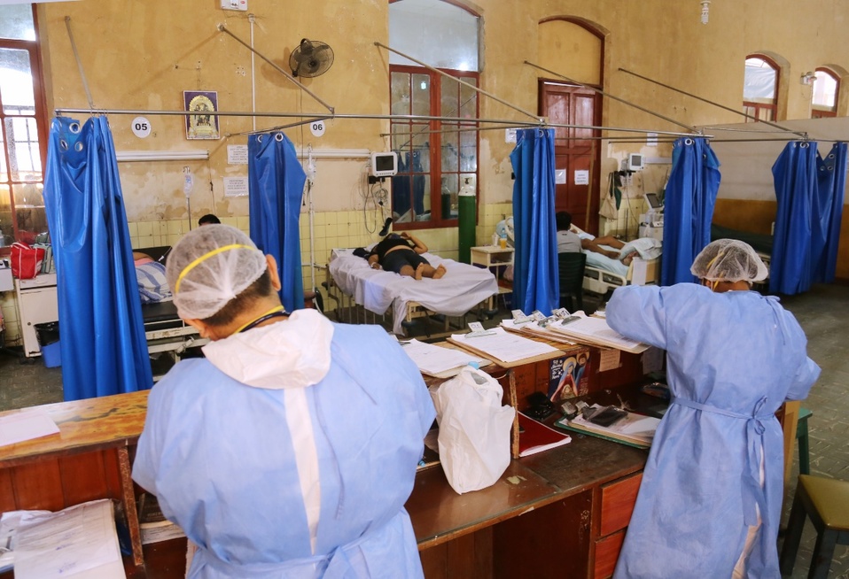 Perú tiene en total 115 mil 754 casos confirmados de coronavirus. (AFP)